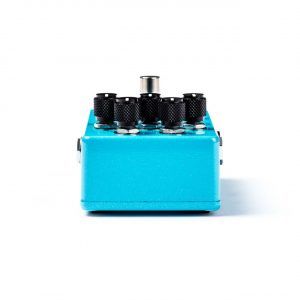 MXR M234 Analog Chorus Guitar Effects Pedal - Image 4