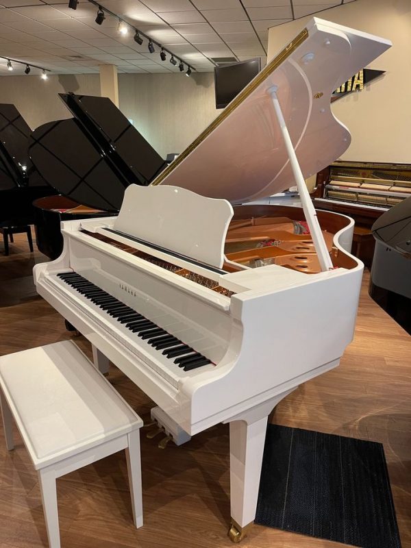 Yamaha GC2 Disklavier 5' 8" Grand Piano