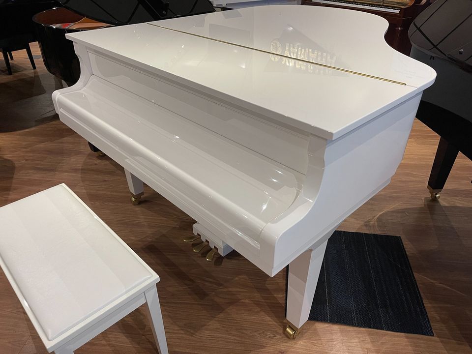 Yamaha GC2 Disklavier 5' 8" Grand Piano