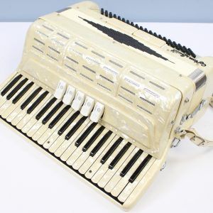 Vintage 1960's Titano Custom Built Accordion, Pearloid, Made in Italy, Offered As Is, USED - Image 2
