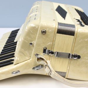 Vintage 1960's Titano Custom Built Accordion, Pearloid, Made in Italy, Offered As Is, USED - Image 4