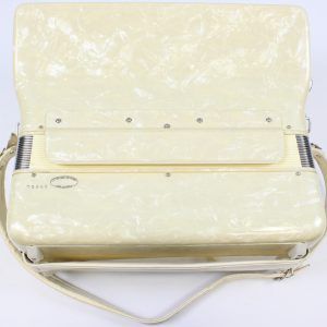 Vintage 1960's Titano Custom Built Accordion, Pearloid, Made in Italy, Offered As Is, USED - Image 8