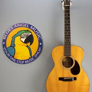 Eastman E10OM-TC Acoustic Guitar – Solid Mahogany & Adirondack Spruce, Natural Finish