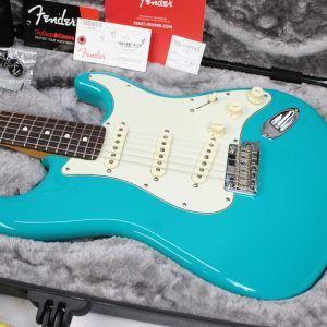 Fender American Professional II Stratocaster 2021 Miami Blue case included