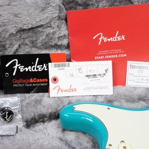 Fender American Professional II Stratocaster 2021 Miami Blue case candy qc pass