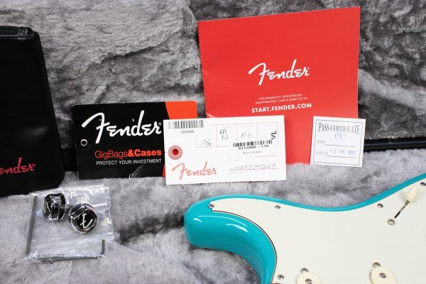 Fender American Professional II Stratocaster 2021 Miami Blue case candy qc pass