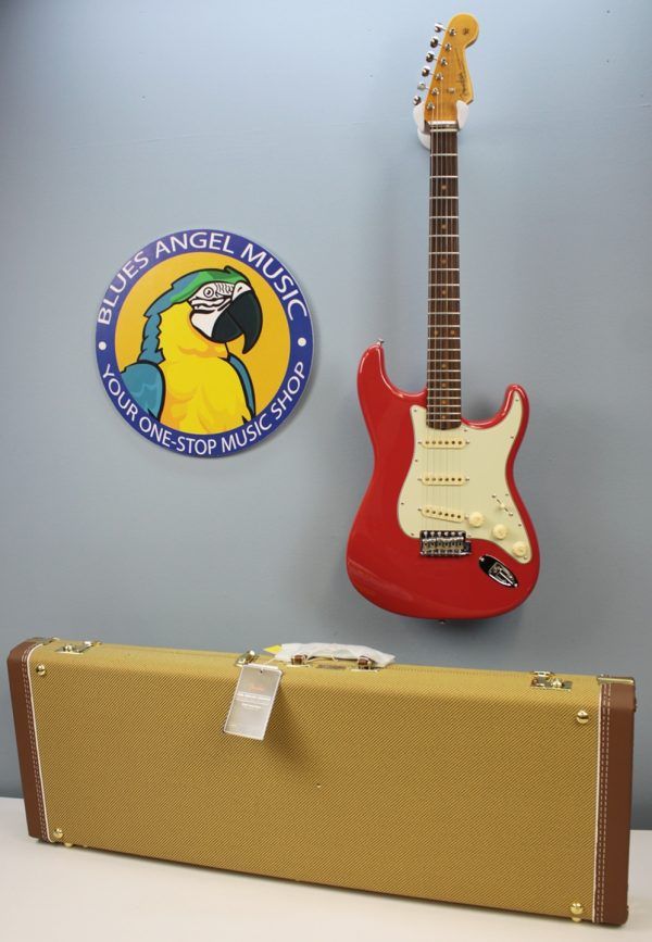 Fender Limited Edition American Vintage II ’61 Stratocaster 2025 – Fiesta Red, Flame Maple Neck, USA Made