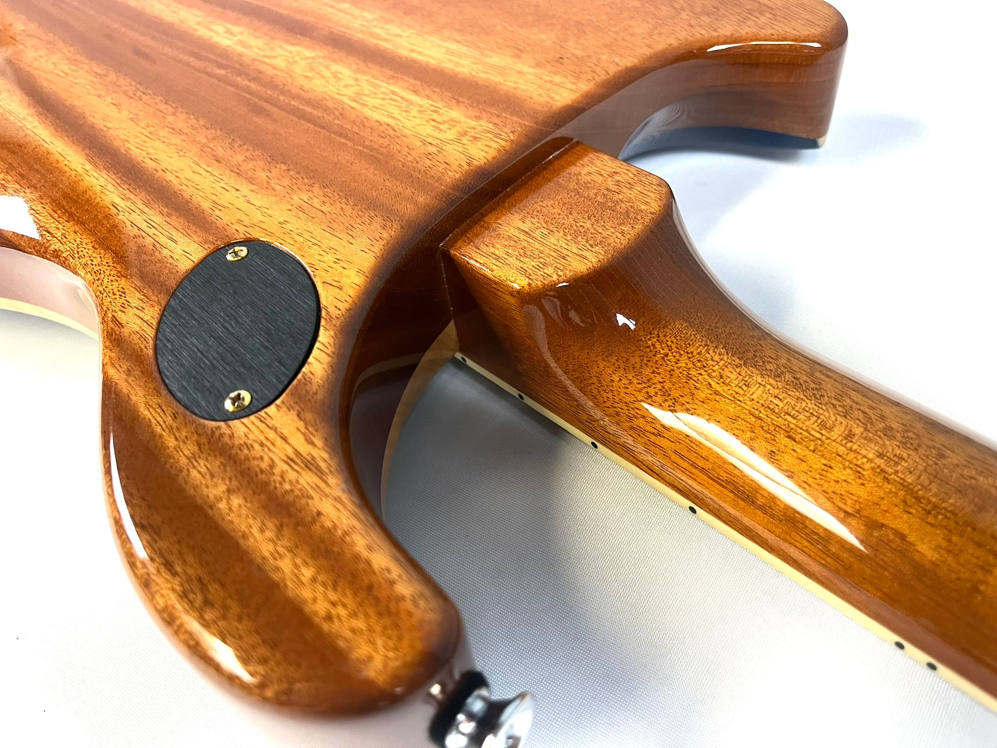 prs-mccarty-594-electric-guitar-back-of-neckjoint