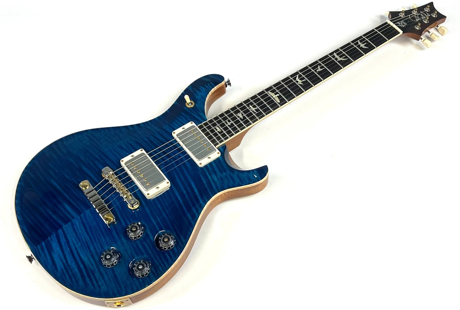 prs-mccarty-594-electric-guitar-entire-body-shot