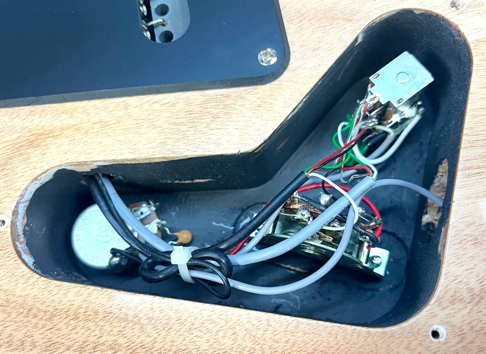 prs-custom-24-se-electric-guitar-wiring-pots-electronics-switch