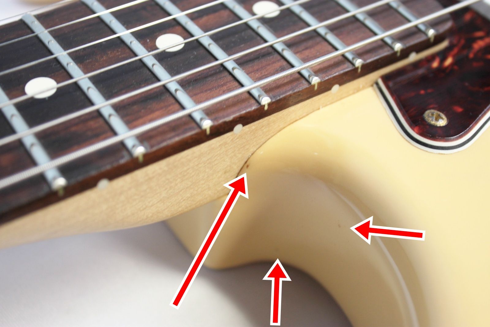 fender-deluxe-player-strat-stratocaster-mim-2015-neckjoint-blem