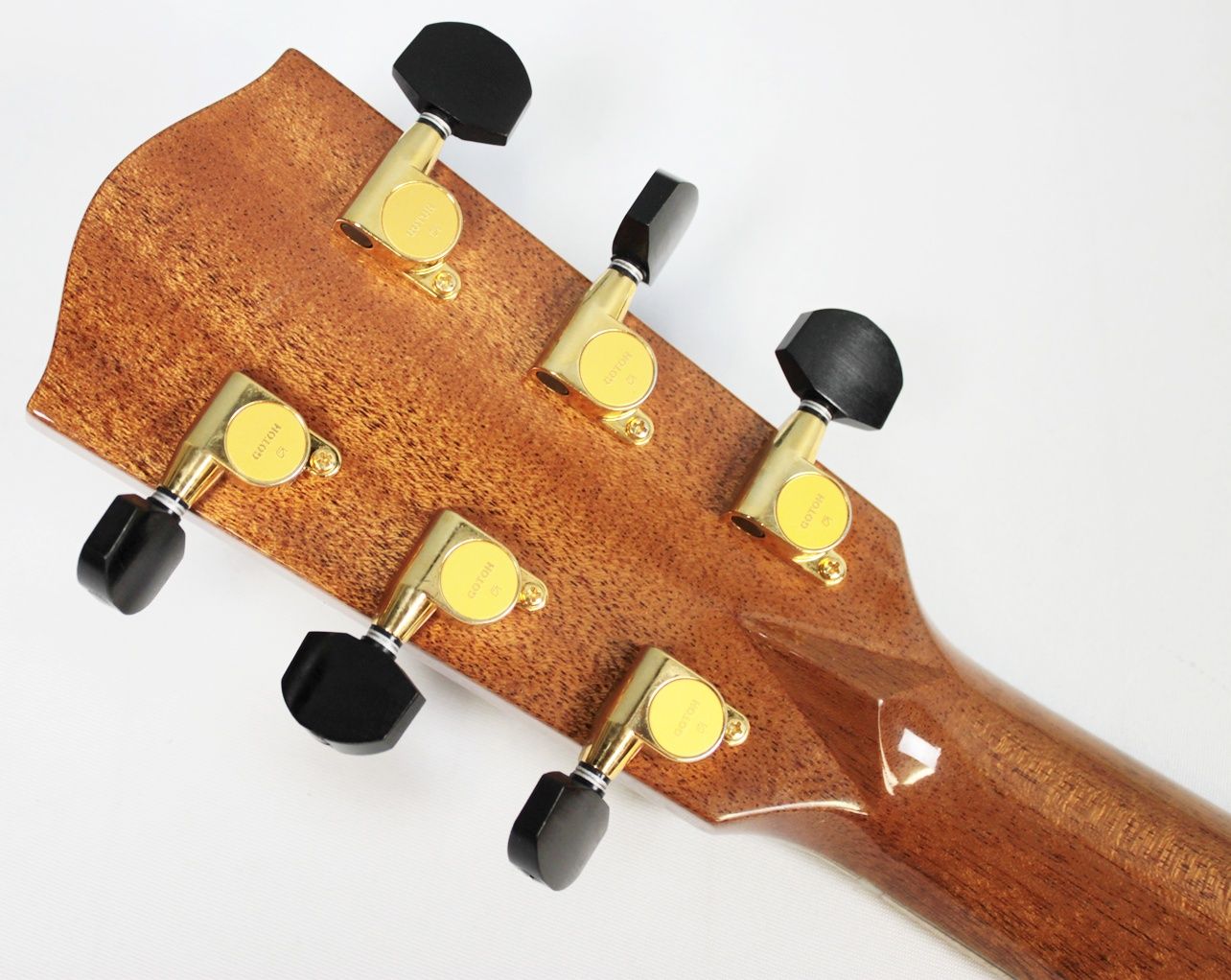 eastman-dt30gace-acoustic-guitar-cutaway-back-of-headstock