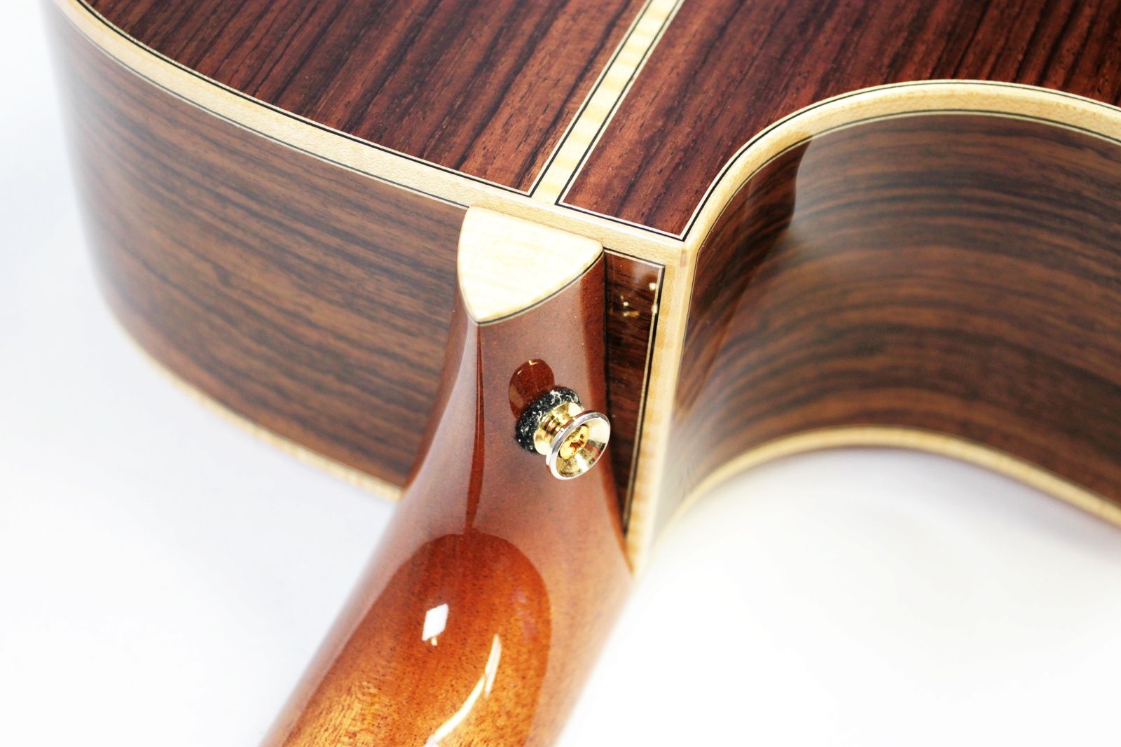 eastman-dt30gace-acoustic-guitar-cutaway-neck-joint