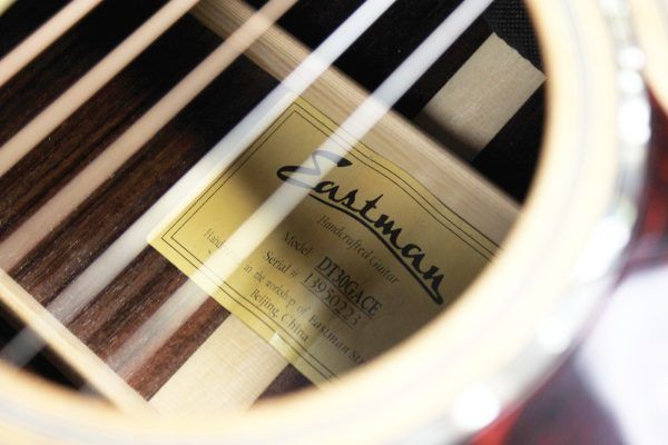 Eastman DT30GACE Acoustic Electric Guitar Natural Finish Double Cutaway USED