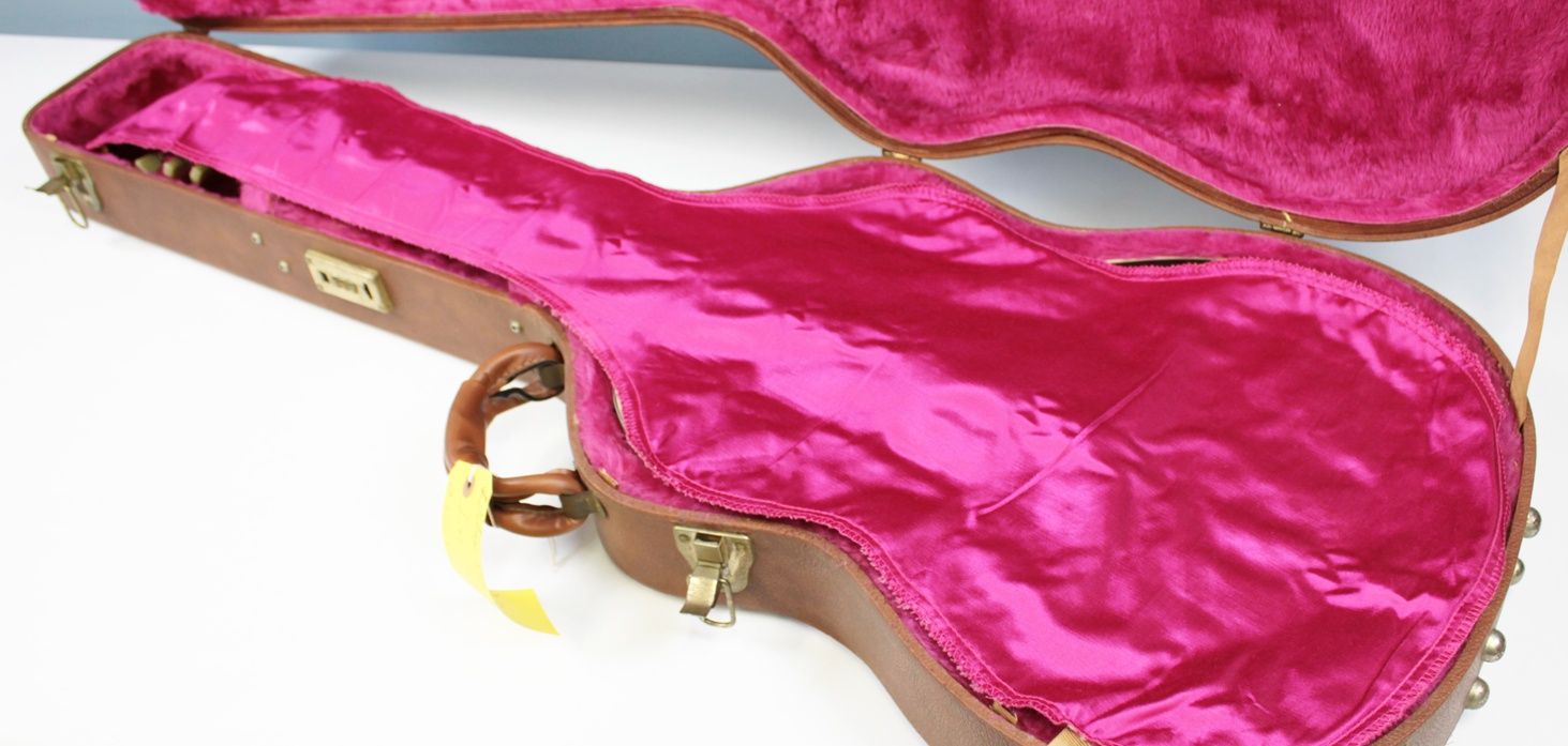 gibson-chet-atkins-sst-ebony-electric-acoustic-case-covered