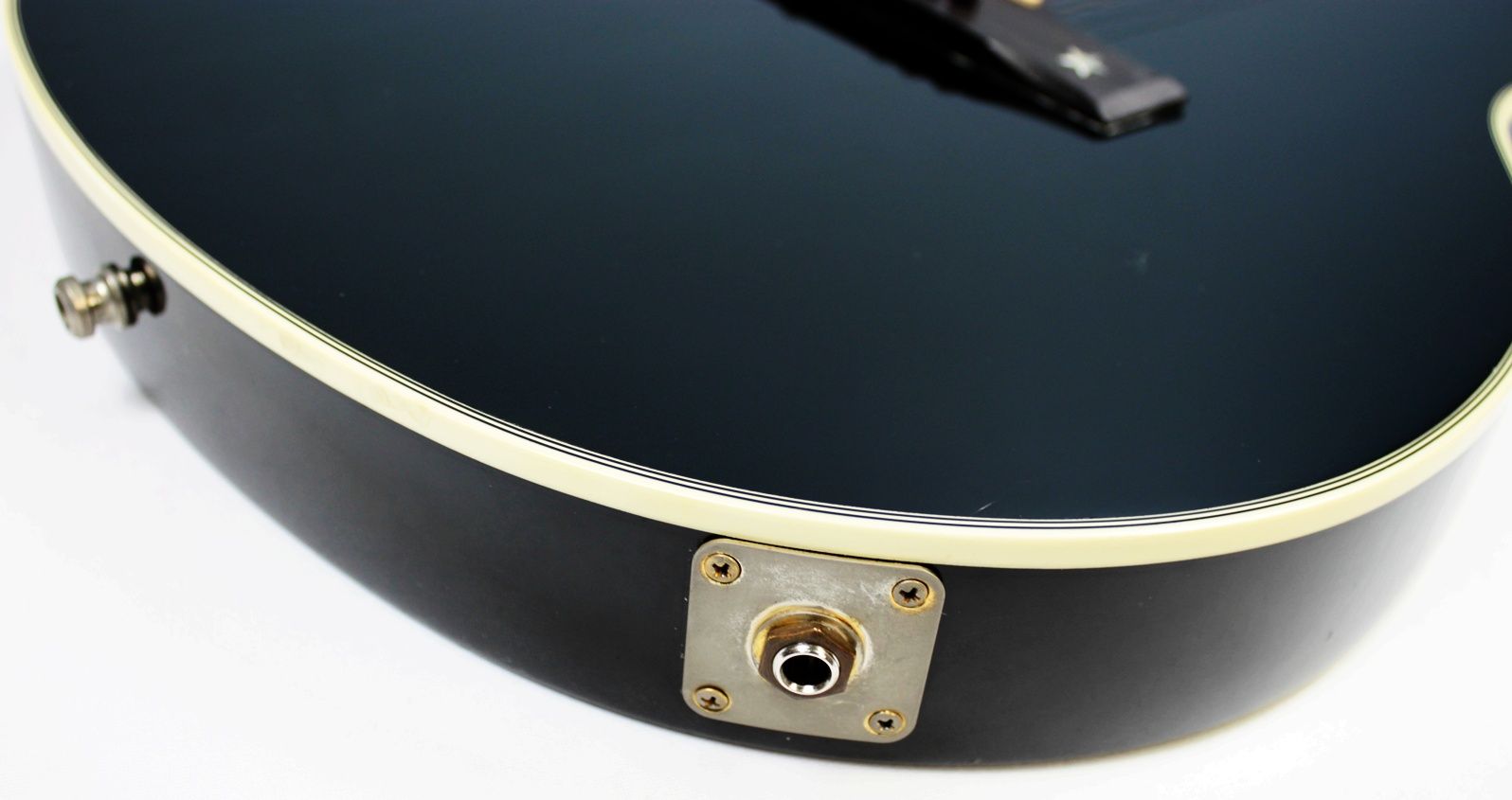 gibson-chet-atkins-sst-ebony-electric-acoustic-output-jack