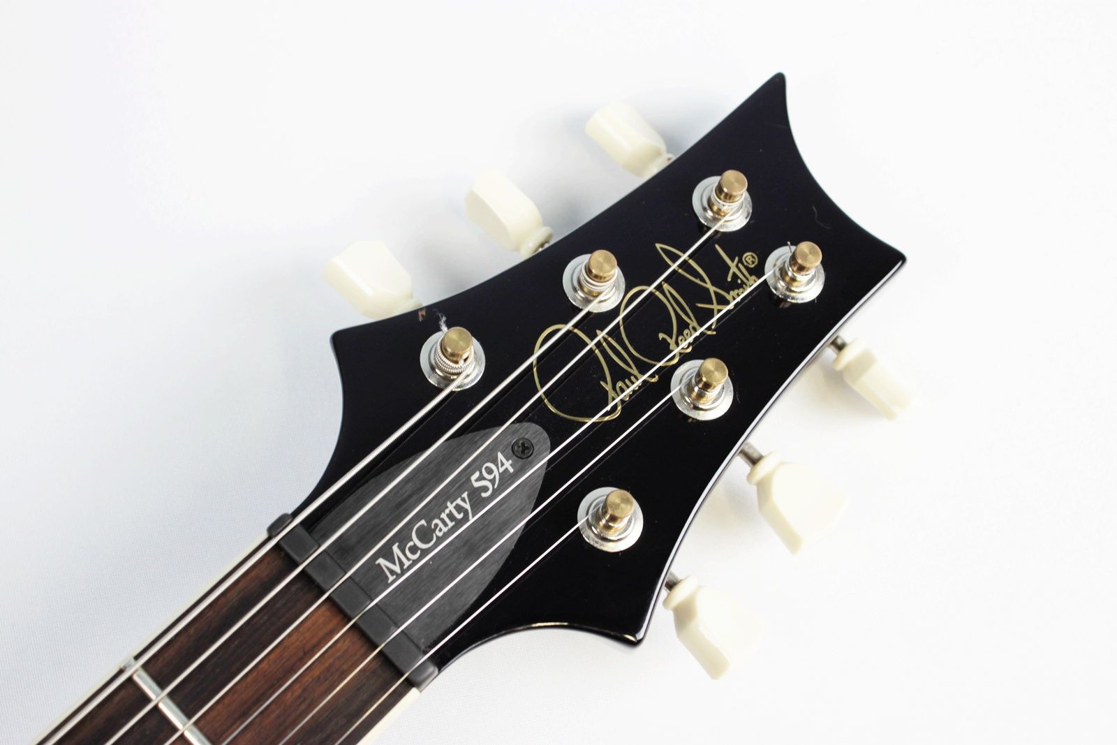 IMG_8345 PRS S2 McCarty 594 headstock logo detail