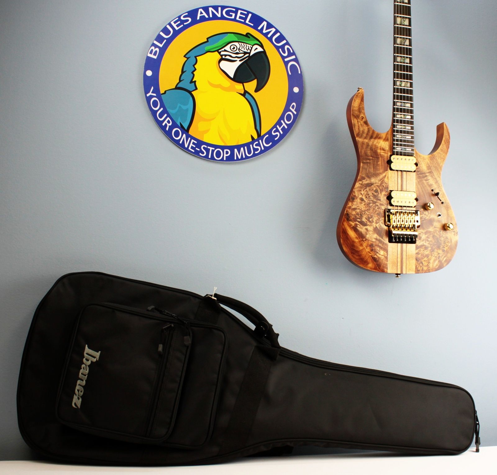 IMG_8552 Front view gig bag of Ibanez S1070PBZ-CLB Premium Electric Guitar with Poplar Burl Top