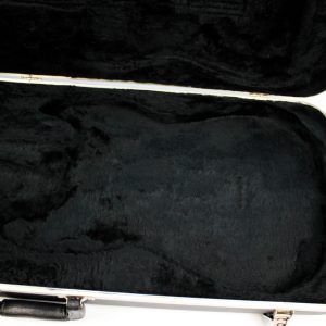 Fender 80s Hard Shell Case clean interior of case