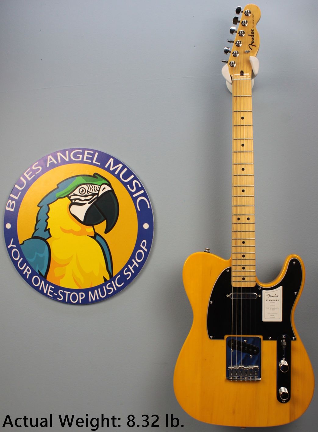 Fender Standard Telecaster Butterscotch Blonde maple fingerboard landing photo