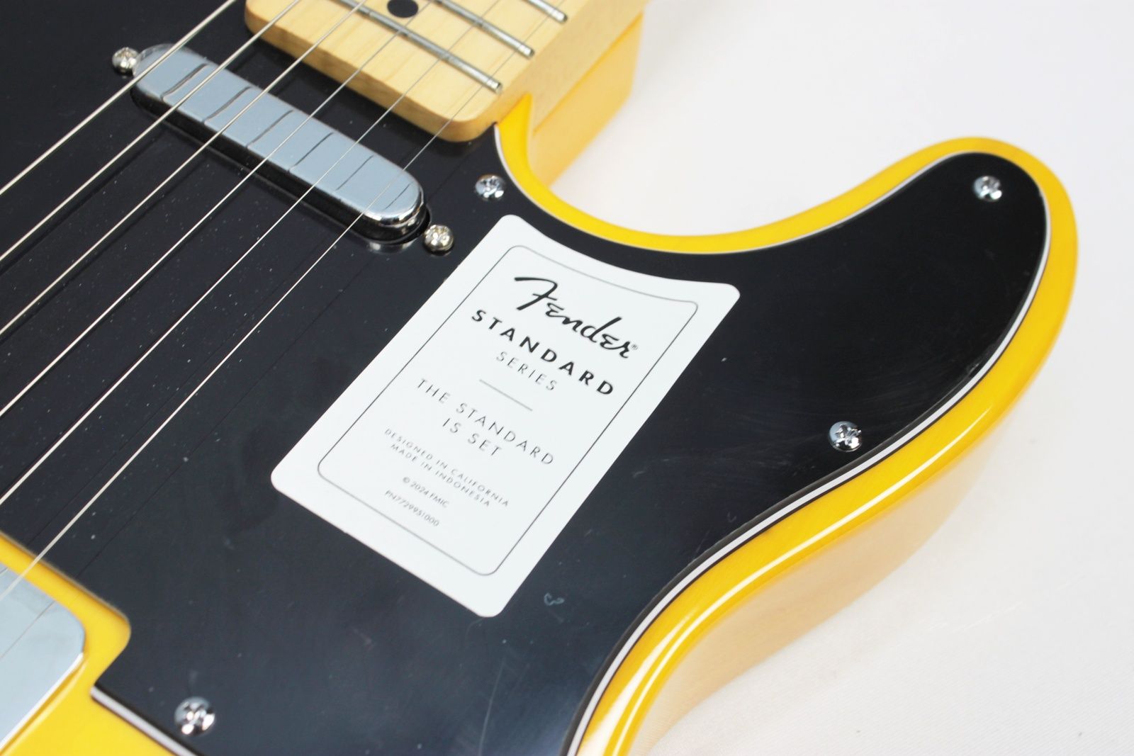 Fender Standard Telecaster Butterscotch Blonde maple fingerboard fender standard decal