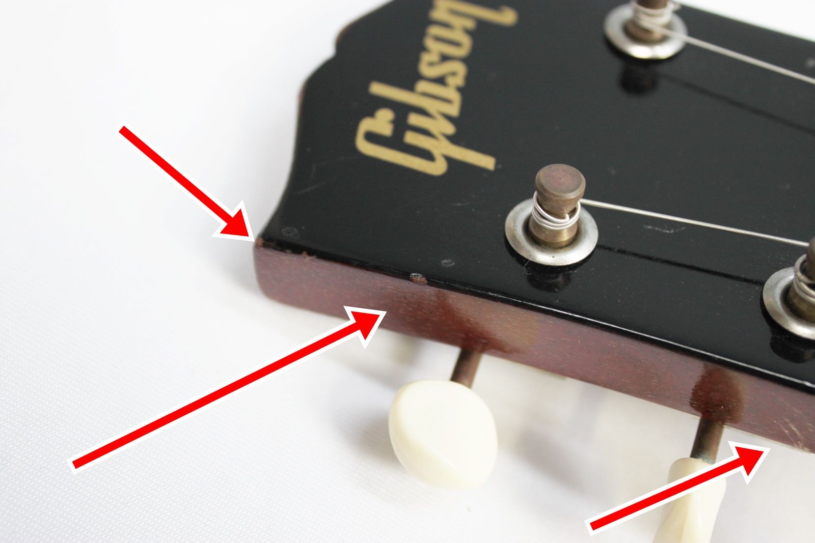 Gibson ES-125C 1965 - Cherry Sunburst blems on headstock