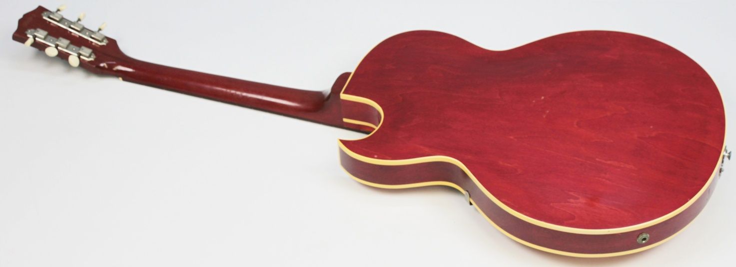 Gibson ES-125C 1965 - Cherry Sunburst back of the entire instrument