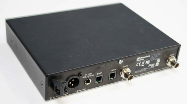 Sennheiser EM 100 G4 back of device
