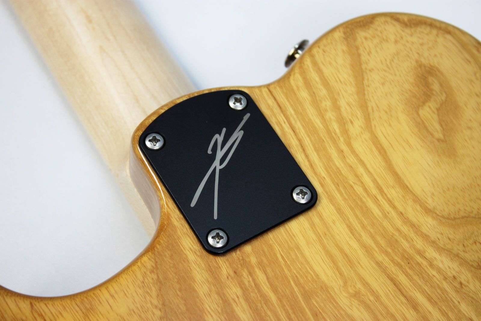 PRS Myles Kennedy Signature 2025 - Antique Natural neck plate