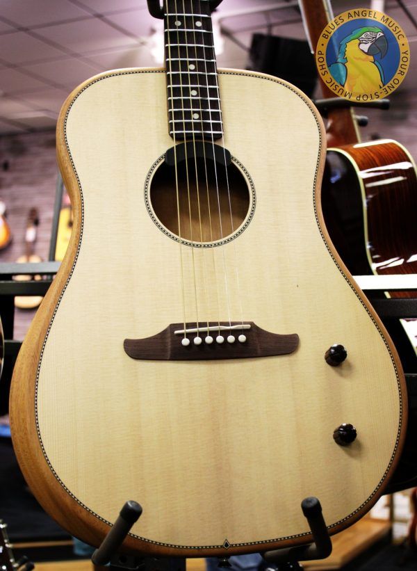 Fender Highway Series Dreadnought, Fender Highway Series acoustic, Fender Highway Dreadnought Natural, solid Sitka spruce top guitar, mahogany back and sides acoustic, chambered mahogany body guitar, Fender acoustic electric, Fishman Fluence acoustic pickup, dreadnought acoustic electric guitar, Fender Highway Series acoustic electric, rosewood fingerboard acoustic, satin matte finish acoustic guitar, bolt-on neck acoustic guitar, modern Viking bridge Fender, checkerboard rosette acoustic, Graph Tech TUSQ nut, Fender Dura-Tone strings, 25.5 scale acoustic guitar, 20 fret acoustic guitar, chrome hardware acoustic, right handed acoustic guitar, C shape neck acoustic, tapered floating X bracing, lightweight acoustic guitar Fender, stage ready acoustic electric, Fender Highway Series natural finish