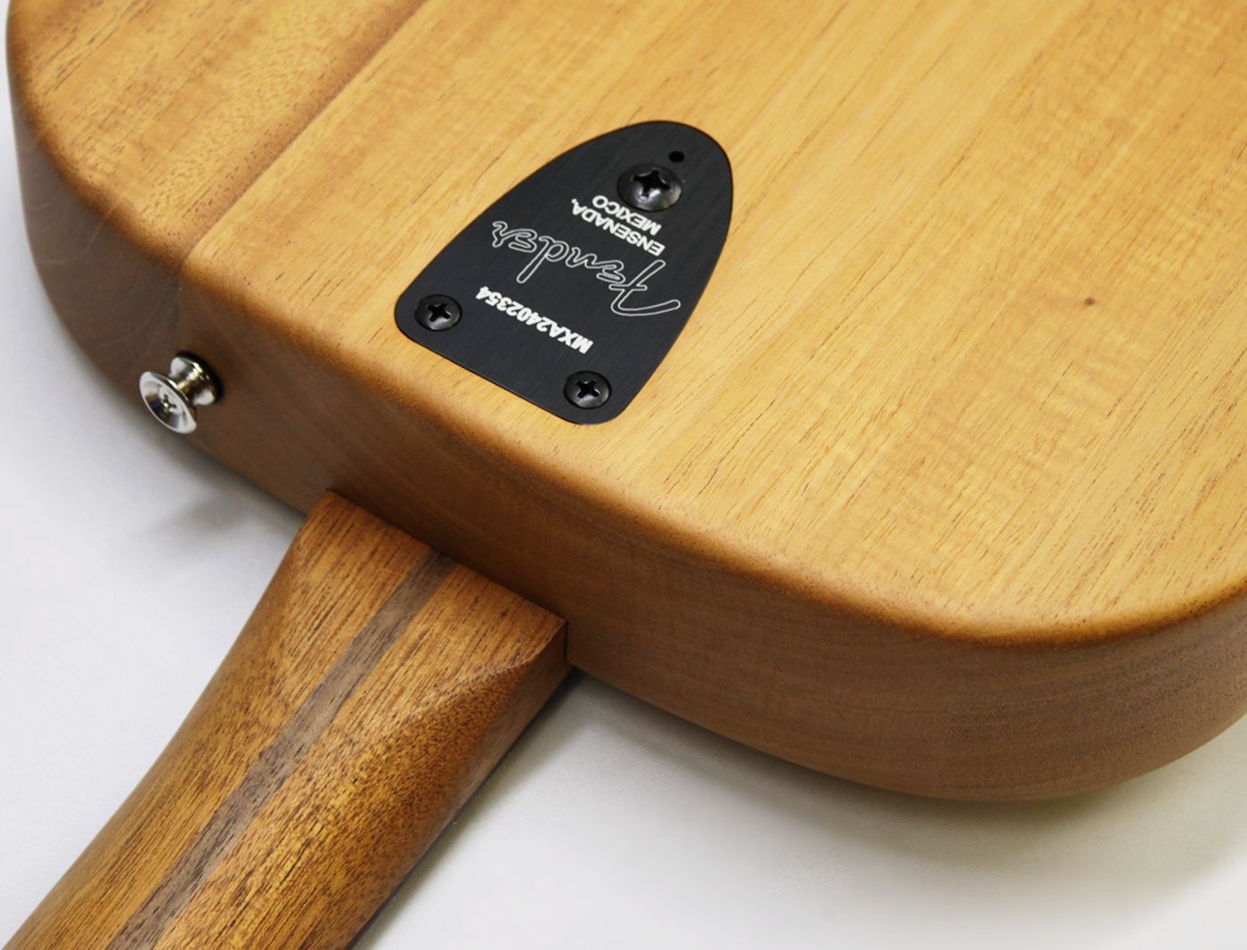 Fender Highway Series Dreadnought, Fender Highway Series acoustic, Fender Highway Dreadnought Natural, solid Sitka spruce top guitar, mahogany back and sides acoustic, chambered mahogany body guitar, Fender acoustic electric, Fishman Fluence acoustic pickup, dreadnought acoustic electric guitar, Fender Highway Series acoustic electric, rosewood fingerboard acoustic, satin matte finish acoustic guitar, bolt-on neck acoustic guitar, modern Viking bridge Fender, checkerboard rosette acoustic, Graph Tech TUSQ nut, Fender Dura-Tone strings, 25.5 scale acoustic guitar, 20 fret acoustic guitar, chrome hardware acoustic, right handed acoustic guitar, C shape neck acoustic, tapered floating X bracing, lightweight acoustic guitar Fender, stage ready acoustic electric, Fender Highway Series natural finish