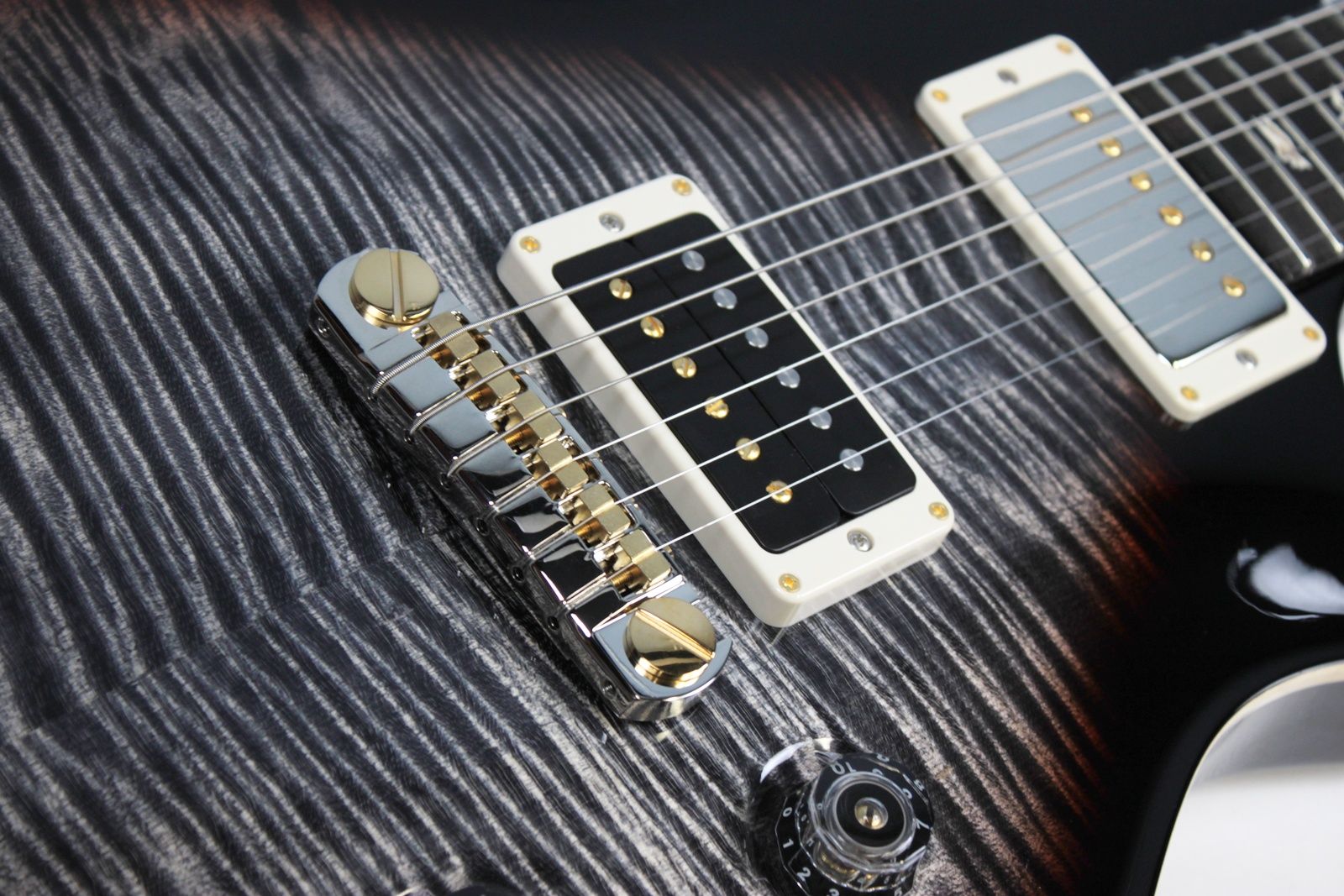 PRS Mark Tremonti Signature Stoptail 10-Top 2025 - Charcoal Contour Burst stoptail bridge