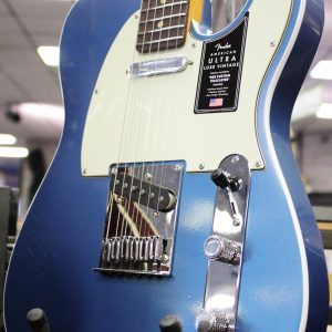Fender, American Ultra Luxe, Vintage '60s Telecaster, Telecaster Custom, Lake Placid Blue, electric guitar, USA made, alder body, rosewood fingerboard, Pure Vintage '63 pickups, nitro lacquer, Heirloom lacquer, double bound Telecaster, modern D neck, compound radius, stainless steel frets, locking tuners, S-1 switching, premium Fender Telecaster, boutique Tele tone, vintage style Tele, modern playability, Fender USA, Telecaster electric guitar, 2025 Fender, Lake Placid Blue Tele, custom Telecaster, high end Telecaster, Corona California, 22 fret Telecaster, Fender Ultra Luxe, mint green pickguard, bound body Tele, professional guitar, collectible Fender, Telecaster custom shop inspired, classic Tele tone, contemporary Telecaster, Fender guitar, electric guitar, blues guitar, rock guitar, country guitar, studio guitar, stage guitar
