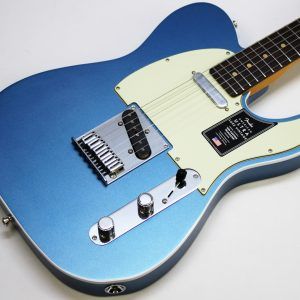 Fender, American Ultra Luxe, Vintage '60s Telecaster, Telecaster Custom, Lake Placid Blue, electric guitar, USA made, alder body, rosewood fingerboard, Pure Vintage '63 pickups, nitro lacquer, Heirloom lacquer, double bound Telecaster, modern D neck, compound radius, stainless steel frets, locking tuners, S-1 switching, premium Fender Telecaster, boutique Tele tone, vintage style Tele, modern playability, Fender USA, Telecaster electric guitar, 2025 Fender, Lake Placid Blue Tele, custom Telecaster, high end Telecaster, Corona California, 22 fret Telecaster, Fender Ultra Luxe, mint green pickguard, bound body Tele, professional guitar, collectible Fender, Telecaster custom shop inspired, classic Tele tone, contemporary Telecaster, Fender guitar, electric guitar, blues guitar, rock guitar, country guitar, studio guitar, stage guitar