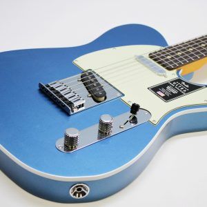 Fender, American Ultra Luxe, Vintage '60s Telecaster, Telecaster Custom, Lake Placid Blue, electric guitar, USA made, alder body, rosewood fingerboard, Pure Vintage '63 pickups, nitro lacquer, Heirloom lacquer, double bound Telecaster, modern D neck, compound radius, stainless steel frets, locking tuners, S-1 switching, premium Fender Telecaster, boutique Tele tone, vintage style Tele, modern playability, Fender USA, Telecaster electric guitar, 2025 Fender, Lake Placid Blue Tele, custom Telecaster, high end Telecaster, Corona California, 22 fret Telecaster, Fender Ultra Luxe, mint green pickguard, bound body Tele, professional guitar, collectible Fender, Telecaster custom shop inspired, classic Tele tone, contemporary Telecaster, Fender guitar, electric guitar, blues guitar, rock guitar, country guitar, studio guitar, stage guitar