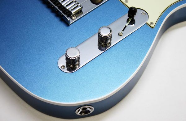 Fender, American Ultra Luxe, Vintage '60s Telecaster, Telecaster Custom, Lake Placid Blue, electric guitar, USA made, alder body, rosewood fingerboard, Pure Vintage '63 pickups, nitro lacquer, Heirloom lacquer, double bound Telecaster, modern D neck, compound radius, stainless steel frets, locking tuners, S-1 switching, premium Fender Telecaster, boutique Tele tone, vintage style Tele, modern playability, Fender USA, Telecaster electric guitar, 2025 Fender, Lake Placid Blue Tele, custom Telecaster, high end Telecaster, Corona California, 22 fret Telecaster, Fender Ultra Luxe, mint green pickguard, bound body Tele, professional guitar, collectible Fender, Telecaster custom shop inspired, classic Tele tone, contemporary Telecaster, Fender guitar, electric guitar, blues guitar, rock guitar, country guitar, studio guitar, stage guitar