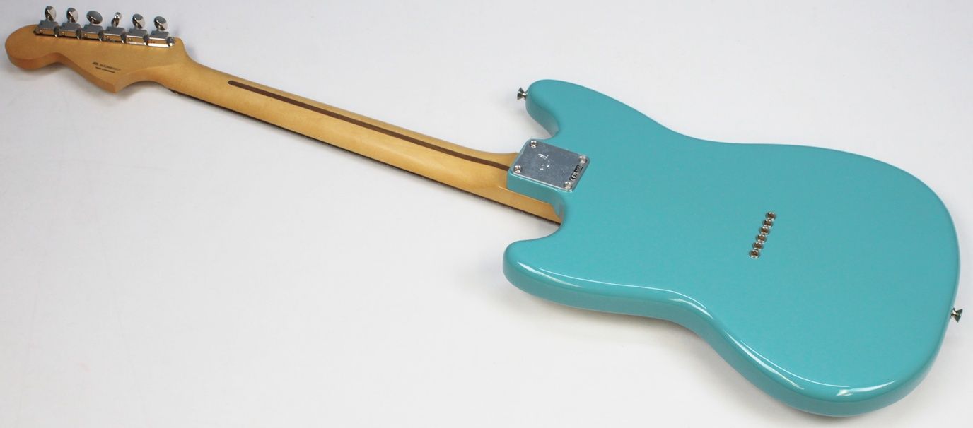Fender Player II Mustang 2026 - Aquatone Blue back of entire instrument