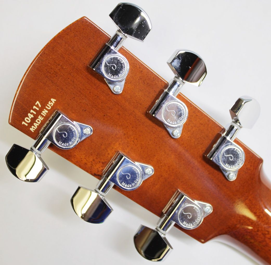 Larrivée RS-4, Larrivée RS4, Larrivée Electric Guitar, RS-4 Amber, Amber Finish, Single Cut Guitar, Flamed Maple Top, Mahogany Body, Mahogany Neck, Rosewood Fingerboard, Set Neck Guitar, Larrivée Humbuckers, TonePros Bridge, Schaller Tuners, CTS Electronics, Luxe Bumblebee Capacitors, Boutique Electric Guitar, Canadian Guitar Maker, Premium Electric Guitar, Dual Humbucker Guitar, Rock Guitar, Blues Guitar, Classic Rock, Vintage Style Electric, 2008 Larrivée, Amber Burst, Single Cutaway, High-End Electric Guitar, Made in Canada, Larrivee RS-4 Amber, Used Larrivée Guitar, Rare Larrivée Electric, Flame Maple Top Guitar, Sustain Rich Guitar, Collector Grade Guitar, Professional Guitar, Electric Guitar 2008