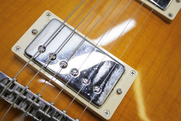 Larrivée RS-4, Larrivée RS4, Larrivée Electric Guitar, RS-4 Amber, Amber Finish, Single Cut Guitar, Flamed Maple Top, Mahogany Body, Mahogany Neck, Rosewood Fingerboard, Set Neck Guitar, Larrivée Humbuckers, TonePros Bridge, Schaller Tuners, CTS Electronics, Luxe Bumblebee Capacitors, Boutique Electric Guitar, Canadian Guitar Maker, Premium Electric Guitar, Dual Humbucker Guitar, Rock Guitar, Blues Guitar, Classic Rock, Vintage Style Electric, 2008 Larrivée, Amber Burst, Single Cutaway, High-End Electric Guitar, Made in Canada, Larrivee RS-4 Amber, Used Larrivée Guitar, Rare Larrivée Electric, Flame Maple Top Guitar, Sustain Rich Guitar, Collector Grade Guitar, Professional Guitar, Electric Guitar 2008