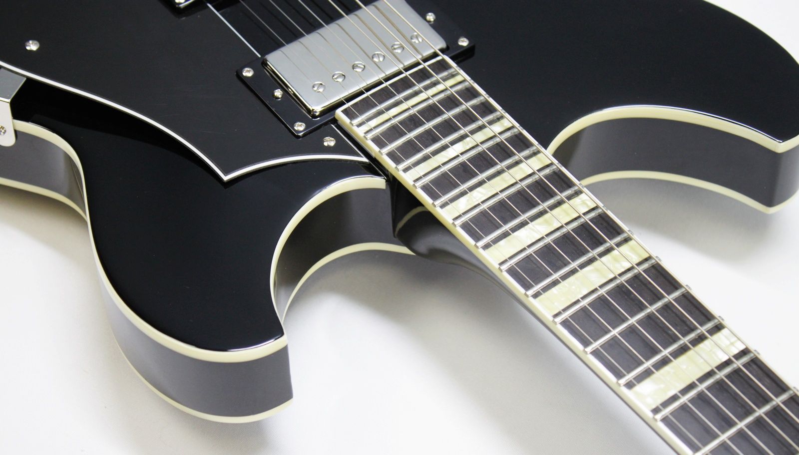 Rivolta Regata VII, Rivolta Guitars, Regata VII, Toro Black, 2021 Rivolta, semi-hollow guitar, electric guitar, offset guitar, dual humbuckers, Brevetto humbuckers, ebony fretboard, mahogany neck, maple body, center block guitar, set neck, 24 frets, boutique guitar, retro style guitar, Korean made guitar, nickel hardware, Tune-O-Matic bridge, stoptail tailpiece, black finish, Rivolta Mondata, Dennis Fano design, Fano inspired guitar, modern vintage guitar, alternative rock guitar, indie guitar, blues guitar, jazz guitar, collectible guitar, premium electric guitar