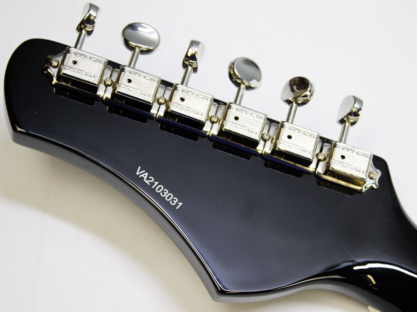 Rivolta Regata VII, Rivolta Guitars, Regata VII, Toro Black, 2021 Rivolta, semi-hollow guitar, electric guitar, offset guitar, dual humbuckers, Brevetto humbuckers, ebony fretboard, mahogany neck, maple body, center block guitar, set neck, 24 frets, boutique guitar, retro style guitar, Korean made guitar, nickel hardware, Tune-O-Matic bridge, stoptail tailpiece, black finish, Rivolta Mondata, Dennis Fano design, Fano inspired guitar, modern vintage guitar, alternative rock guitar, indie guitar, blues guitar, jazz guitar, collectible guitar, premium electric guitar