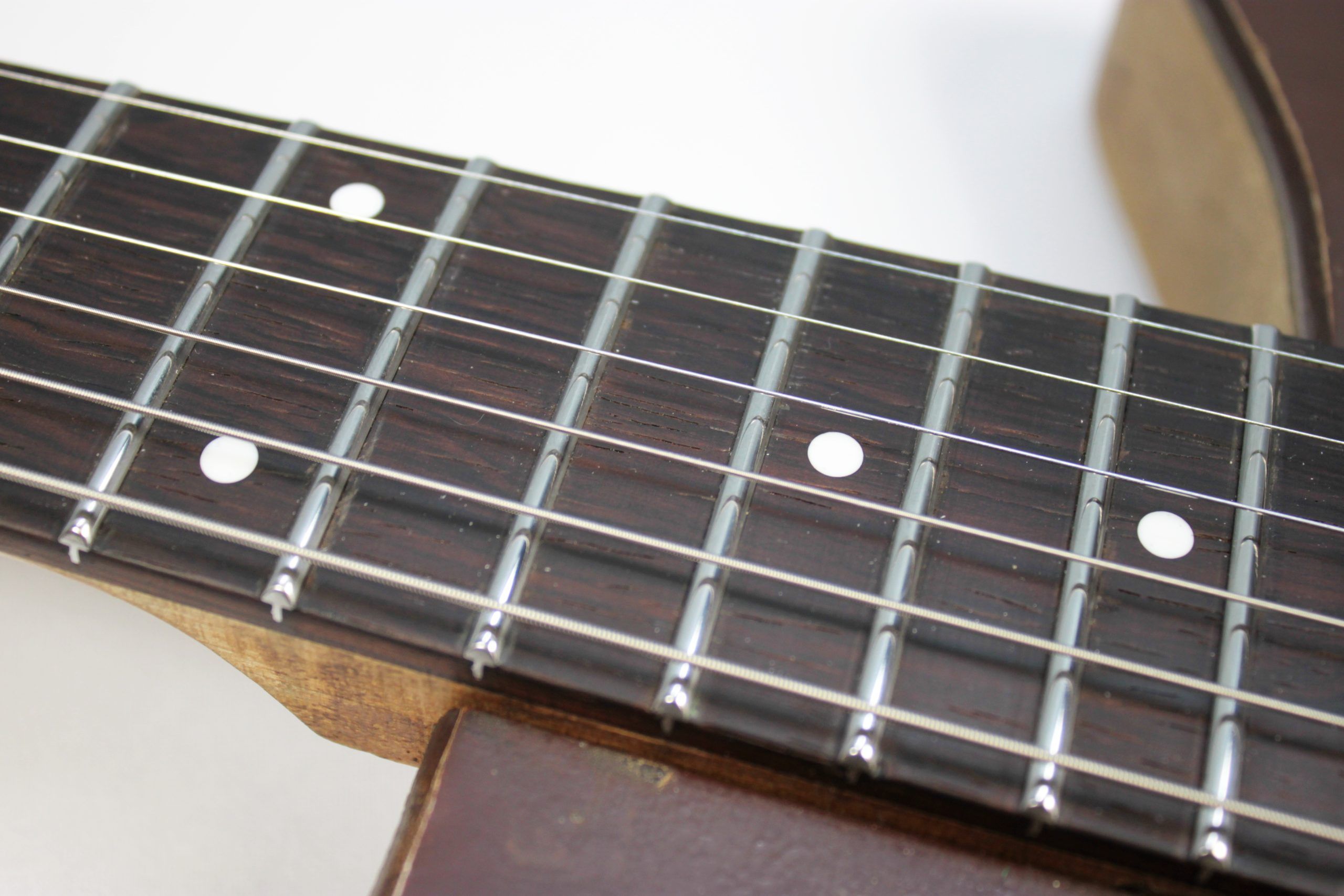Silvertone U1 1960 - Brown - Bottle Neck Headstock - Amazing Upgrades stainless steel refret