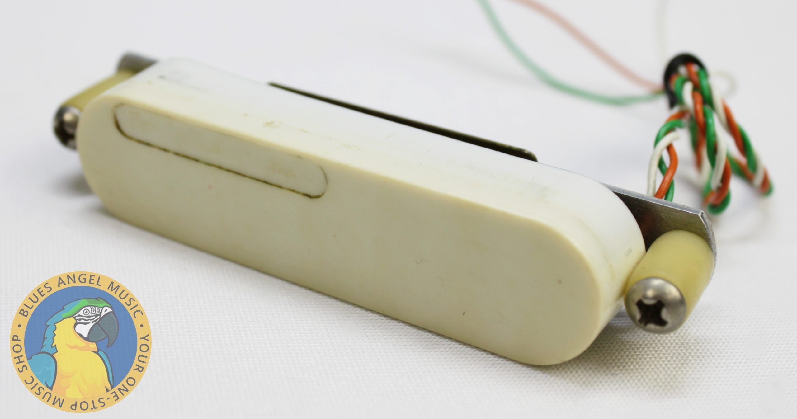 Fender Stratocaster Lace Sensor Gold Pickup - White main photo