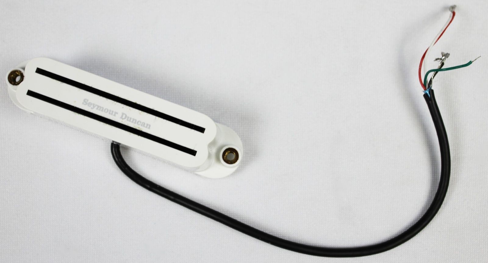 Seymour Duncan SHR-1b Hot Rails Strat Bridge Pickup - White the whoel pickup with plenty of lead