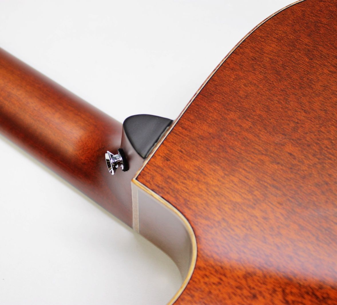 Yamaha AC1M-TBS Solid Sitka Spruce/Mahogany Concert Cutaway with Electronics - Tobacco Brown Sunburst neck joint