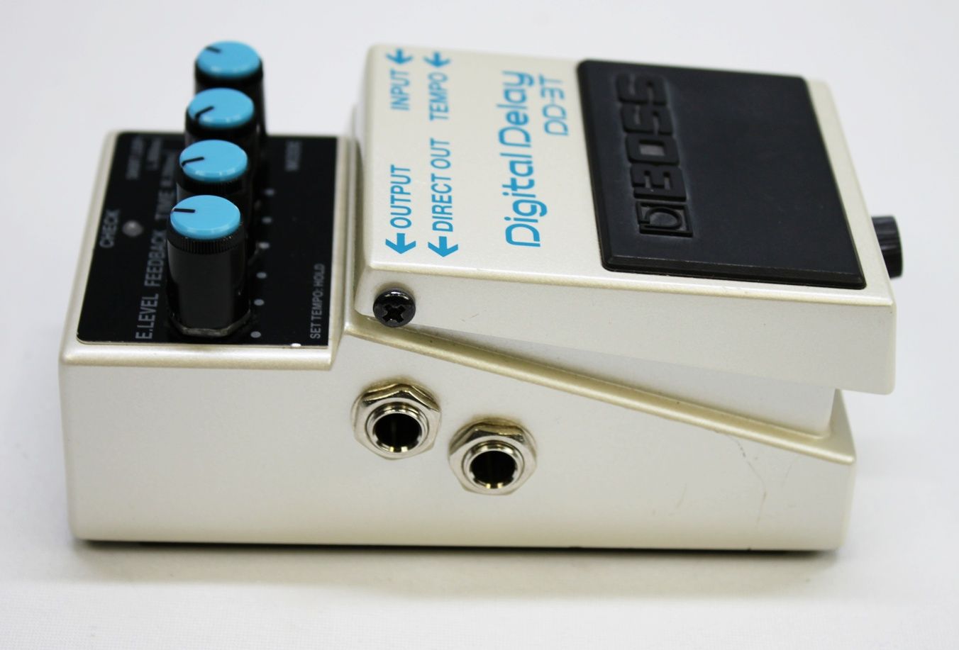 Boss DD-3T, Boss DD-3T Digital Delay, Boss DD-3T Delay Pedal, Boss Digital Delay, Boss Delay Pedal, DD-3T, Boss Compact Delay, Guitar Delay Pedal, Digital Delay Effects Pedal, Tap Tempo Delay, External Tap Tempo, 800ms Delay, Buffered Bypass, Stereo Delay Pedal, Hold Mode Delay, Loop Hold Function, Boss Effects Pedal, Electric Guitar Effects, Guitar Pedal, Pedalboard Essential, Made by Boss, Boss DD3T, Boss Delay Effect, Used Boss DD-3T, Boss DD-3T with Original Box, Boss DD-3T Includes Paperwork, Original Box Included, Original Packaging, White Boss Pedal, Boss Compact Pedal, Studio Delay, Live Performance Delay, Ambient Guitar Effects, Reverb Listing SEO