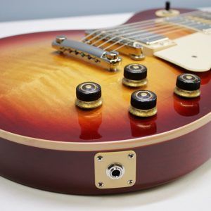 Gibson Les Paul Standard '60s 2020 - Sixties Cherry - Upgraded Pickups & Electronics tone controls with ibanez speed knobs