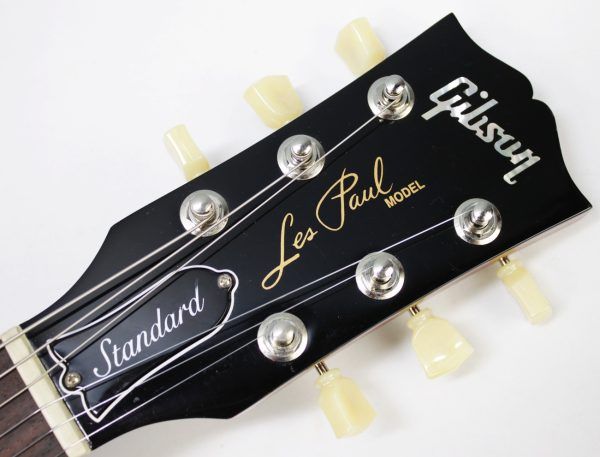 Gibson Les Paul Standard '60s 2020 - Sixties Cherry - Upgraded Pickups & Electronics front of headstock