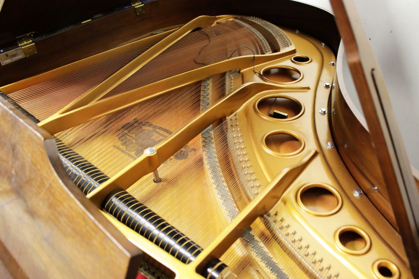 Kimball 582H, Kimball grand piano, 5