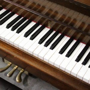 Kimball 582H, Kimball grand piano, 5'8" grand piano, Kimball 582H 1987, walnut grand piano, baby grand piano walnut, Kimball piano vintage, acoustic grand piano, polished walnut piano, classic grand piano, 1980s Kimball piano, Kimball baby grand, grand piano 5 foot 8 inch, traditional wood finish piano, home grand piano, studio grand piano, American made piano, Kimball furniture finish piano